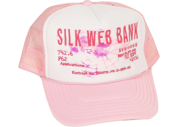 Sp5der Silk Web Bank Trucker Hat Pink