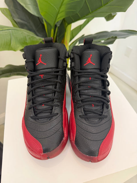 5y/6.5w (preowned no box)