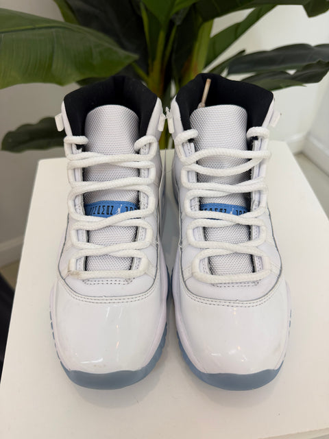 5y/6.5w (preowned no box)