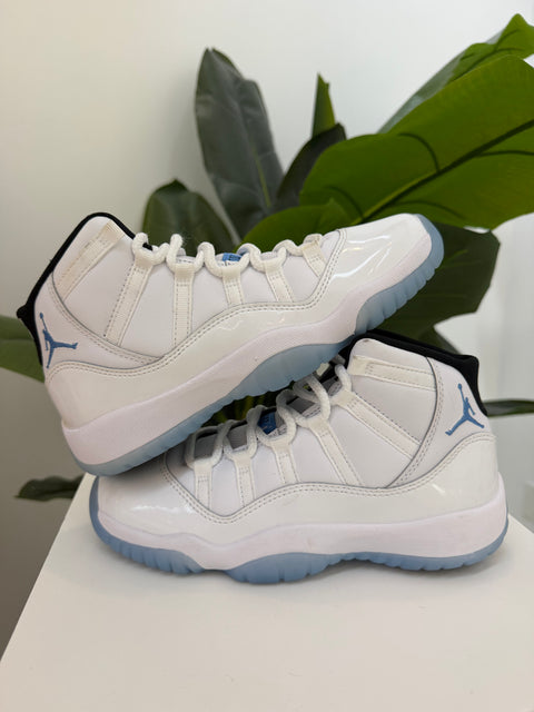 5y/6.5w (preowned no box)