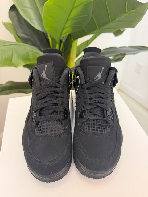 5y/6.5w (preowned no box)