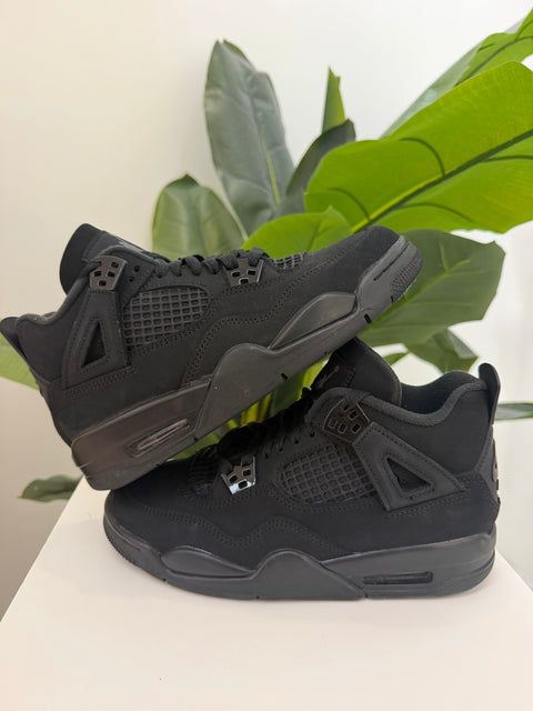 5y/6.5w (preowned no box)