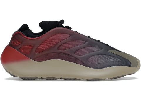Fade Carbon Yeezy 700